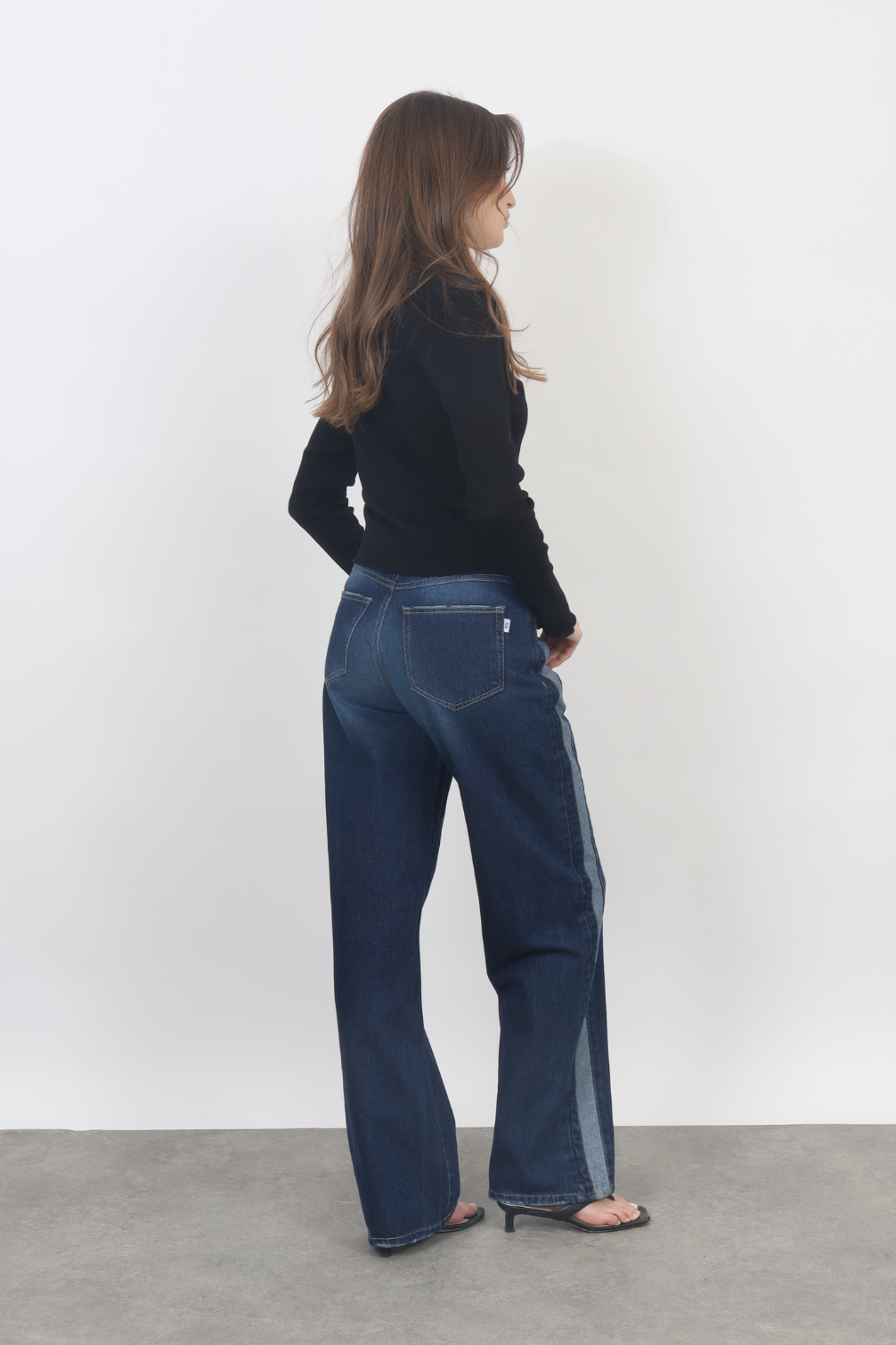 DENIM NO. 1831