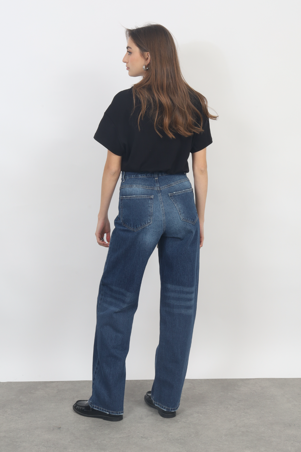 DENIM NO. 1832