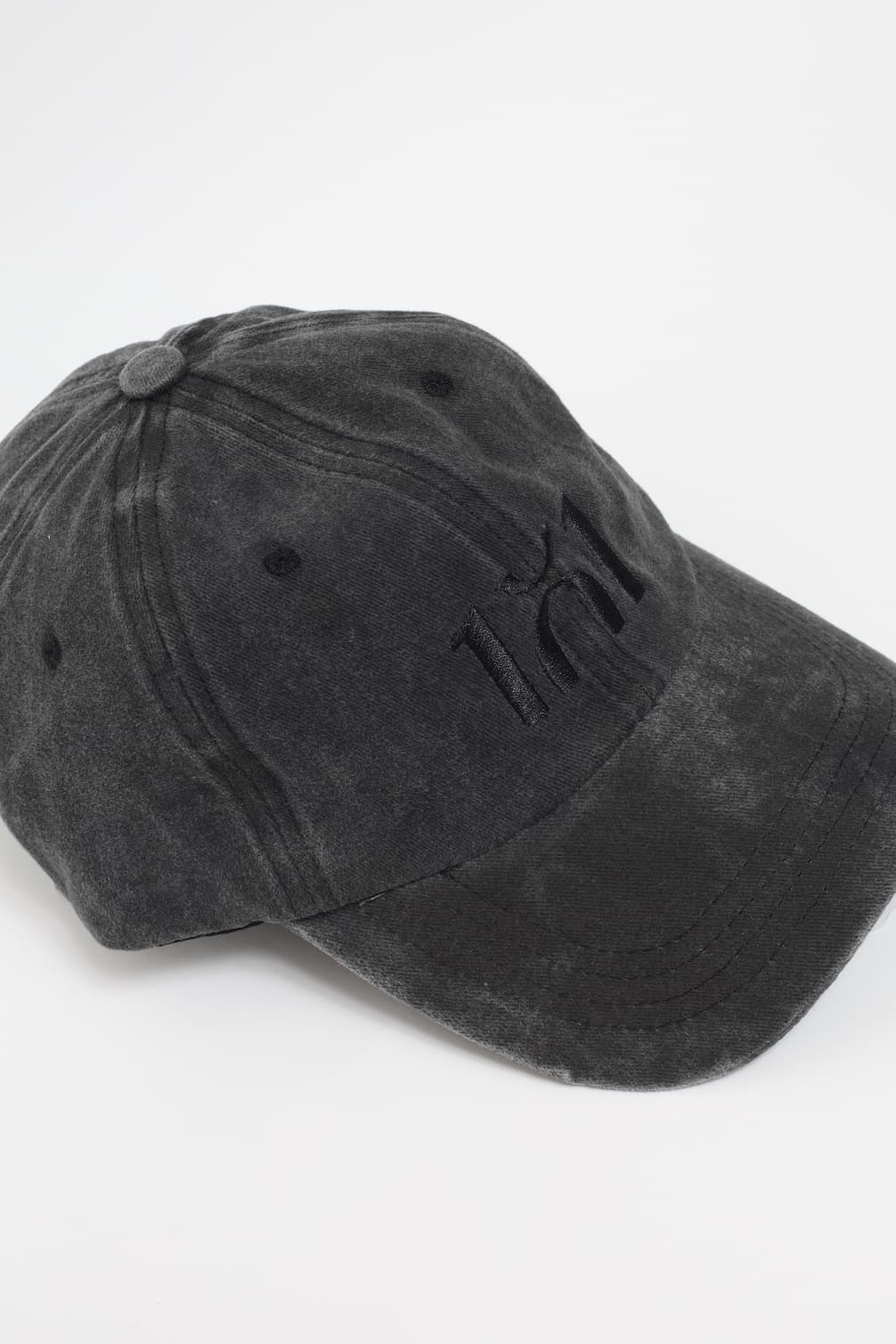 WASH BLACK HAT